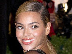 Beyonce Knowles
Schiaparelli and Prada 'Impossible Conversations' Costume Institute Gala at The Metropolitan Museum of Art
New York City, USA - 07.05.12
**Not available for publication in USA magazines. Available for publication in US tabloids and the rest of the world.**
Mandatory Credit: WENN.com