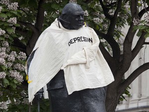 Winston Churchill put in a straightjacket for Channel 4 stunt