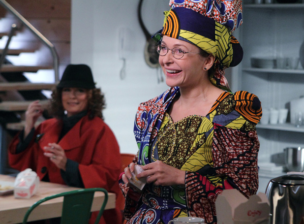 Edina (Jennifer Saunders) and Saffy (Julia Sawalha)