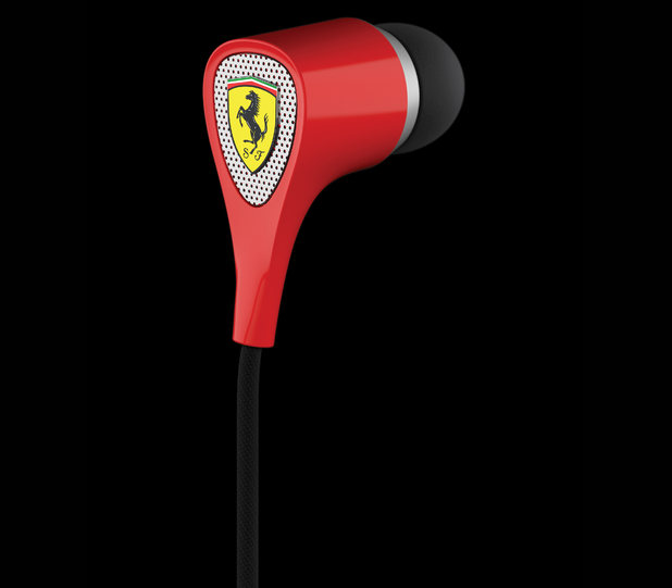 S100 in-ear headphones