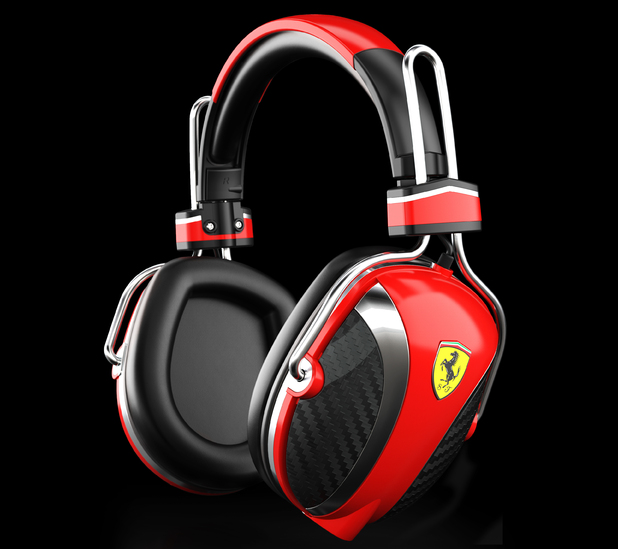 P200 on-ear headphones