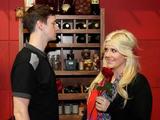 Neil impresses Sash on their date.