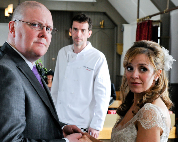 Marlon changes his mind and arrives just in time for Paddy and Rhona's wedding