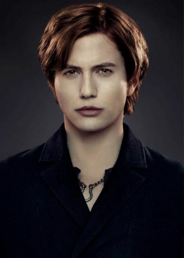 Jackson Rathbone as Jasper.