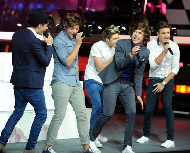 One Direction perform during the Olympic Games Closing Ceremony at the Olympic Stadium, London.
Picture date: Sunday August 12, 2012. See PA story OLYMPICS Ceremony. Photo credit should read: Owen Humphreys/PA Wire. EDITORIAL USE ONLY