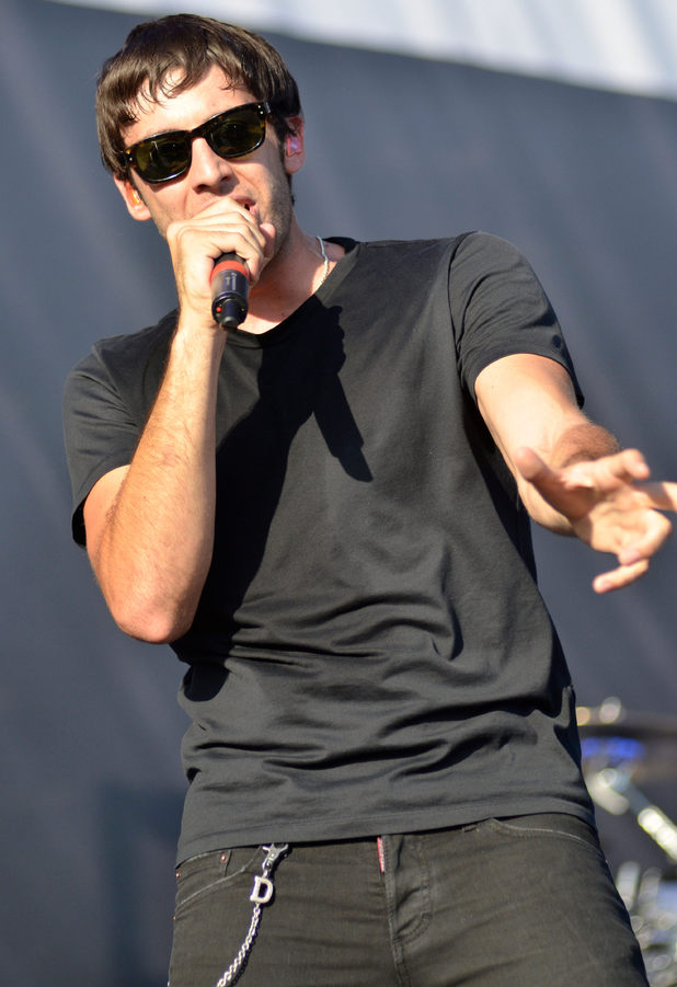 V Festival 2012: Example
