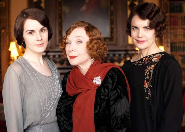 Downton Abbey S03E02: Michelle Dockery as Lady Mary, Shirley MacLaine as Martha Levinson, Elizabeth McGovern as Countess of Grantham, Cora