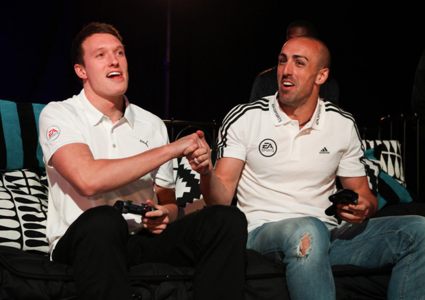 Phil Jones v Jose Enrique