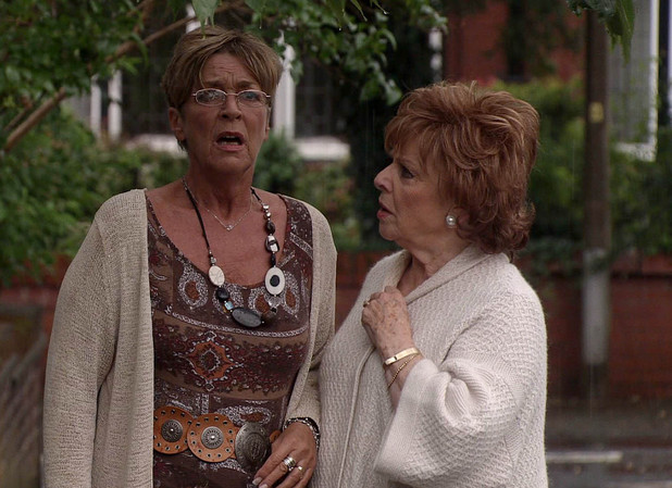 Deirdre gets the shock of her life when she watcheds Ken arrive at Wendy's