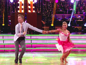 Dancing With The Stars S15E03: Derek Hough and Shawn Johnson