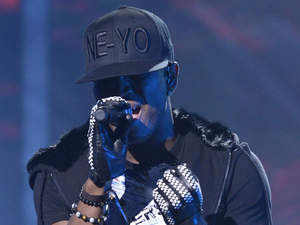 Ne-Yo performing X factor