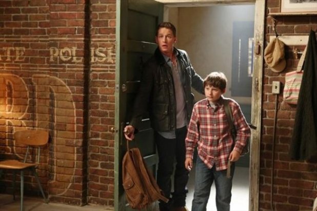 Once Upon A Time S02E01: 'Broken'