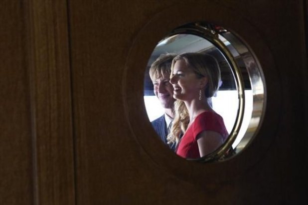 Revenge S02E01: 'Destiny'