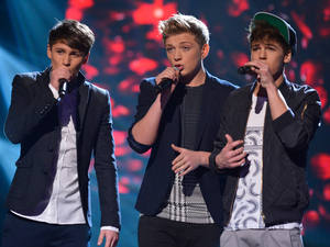 The X Factor Results Show: District 3 for survival