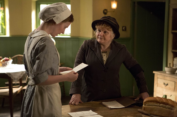 Downton Abbey S03E06: Amy Nuttall as Ethel Parks and Lesley Nicol as Mrs Patmore