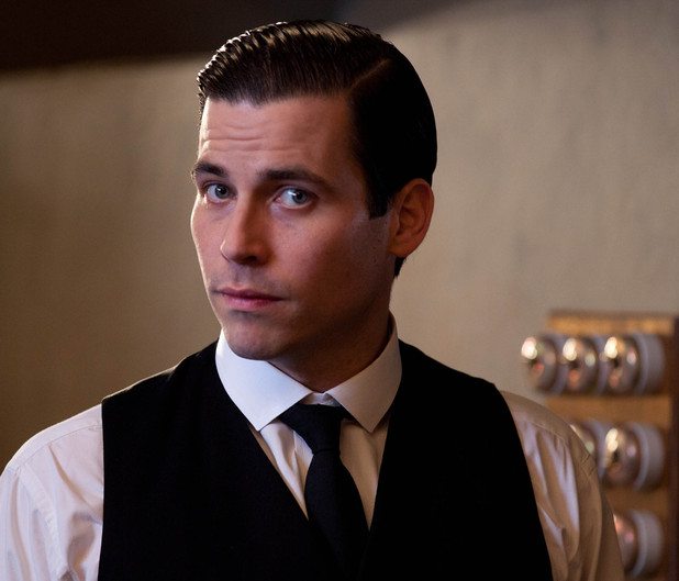 Downton Abbey S03E06: Rob James-Collier as Thomas Barrow