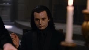 'Twilight Breaking Dawn Part 2' clip Reporting a crime