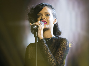 The X Factor Results Show: Rihanna performs.