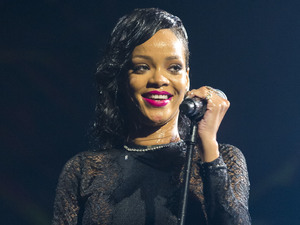The X Factor Live Results Show' TV Programme, London, Britain - 25 Nov 2012
Subhead: Guest Stars : Rihanna
Supplementary info:
Categories: Personality
Byline: Ken McKay/Thames/Rex Features