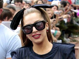 Miss Mode: Lady Gaga greets fans in Paraguay