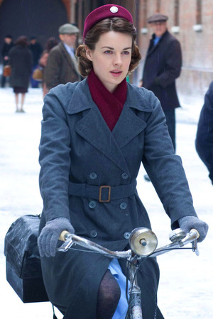 'Call The Midwife' Christmas Special: Jenny Lee (JESSICA RAINE)