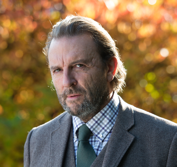 Fintan McKeown as Seamus Brady