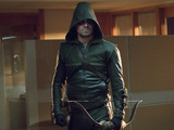 Arrow S01E06: 'Legacies'