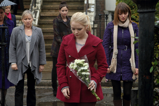 Tanya, Carol, Lauren, Abi and Alice after Derek's death