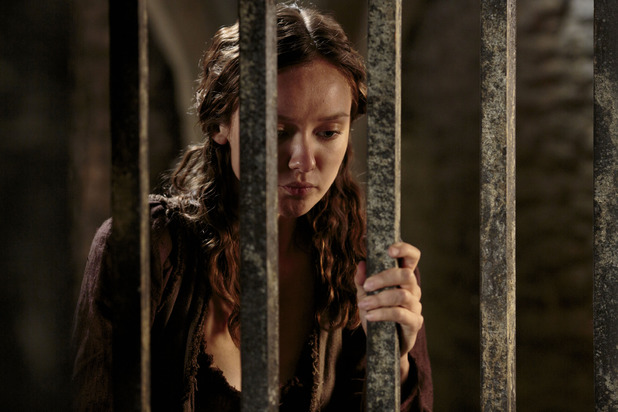 Merlin S05E11 - 'The Drawing of the Dark: Kara (ALEXANDRA DOWLING)