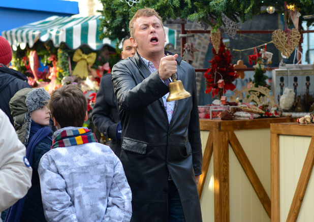 EastEnders: 4549: 2012-12-17