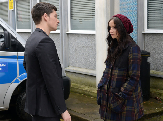 Joey makes a desperate attempt to convince Lauren not to confess to the Police