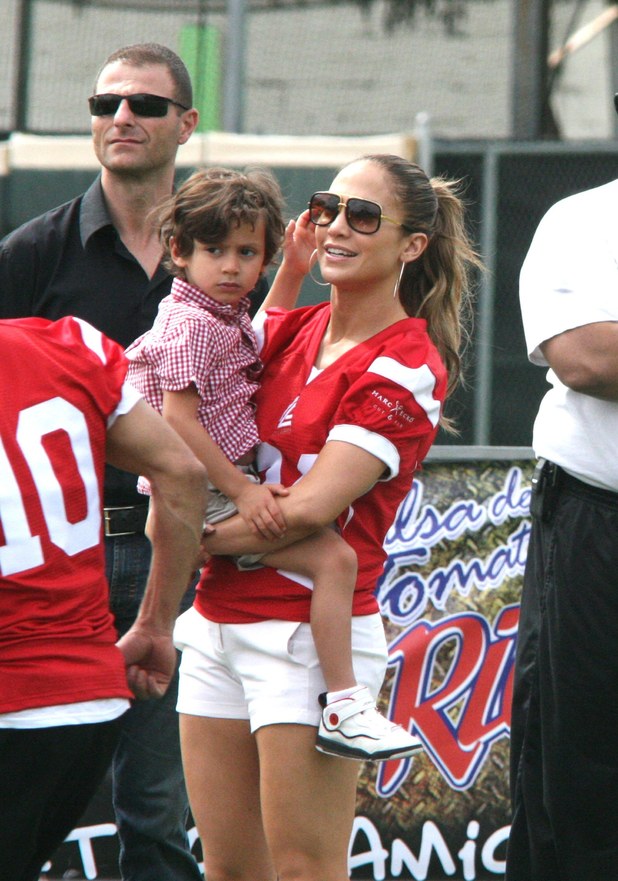Jennifer Lopez, Max Muniz
Jennifer Lopez plays a football game at a charity event in aid of victims of Hurricane Sandy at Hiram Bithorn Stadium
San Juan, Puerto Rico - 22.12.12
Credit: WENN.com
