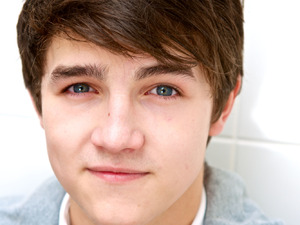 Waterloo Road: TOMMY LAWRENCE Knight on Kevins shock discovery.