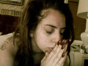 Lady GaGa prays for Brazil after nightclub fire.