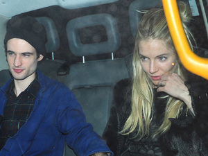 Sienna Miller and Tom Sturridge leaving Lulu Restaurant in Mayfair
Featuring: Sienna Miller,Tom Sturridge
Where: London, United Kingdom
