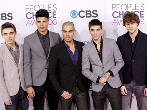 39th Annual People's Choice Awards at Nokia Theatre L.A. Live - ArrivalsFeaturing: (L-R) Singers Nathan Sykes, Siva Kaneswaran, Max George, Tom Parker, Jay McGuiness of The Wanted
Where: Los Angeles, California, United States
When: 09 Jan 2013
Credit: Brian To/WENN.com