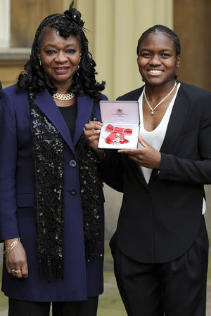  - showbiz-nicola-adams-with-family