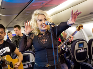 Kim Wilde performs 43,000 ft in the air for Flying Start.