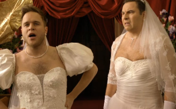 http://i1.cdnds.net/13/11/618x383/showbiz-comic-relief-david-walliams-olly-murrs.jpg