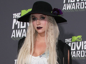 MTV Movie Awards 2013 red carpet: Ke$ha
