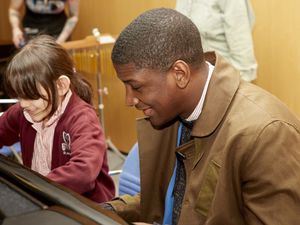 Labrinth joins in a Nordoff Robbins music therapy class