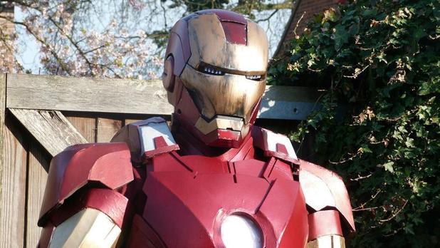 Iron Man costume built by 17-year-old - pictures