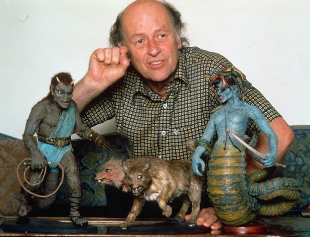 http://i1.cdnds.net/13/19/618x473/movies-ray-harryhausen-2.jpg