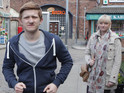 8131: Chesney tries to look athletic when Sinead plucks up the courage to ask him on a date. Chesney accepts but is oddly blase leaving Sinead puzzled
