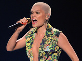 Jessie J wears plunging jumpsuit on 'American Idol' finale - pictures