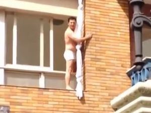 Man abseils down building to escape lover's husband
