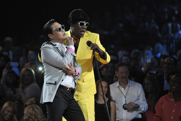 Billboard Music Awards 2013: Psy and Tracy Morgan