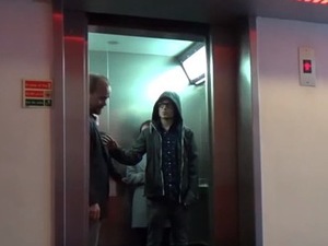 Star Wars 'force' elevator door prank