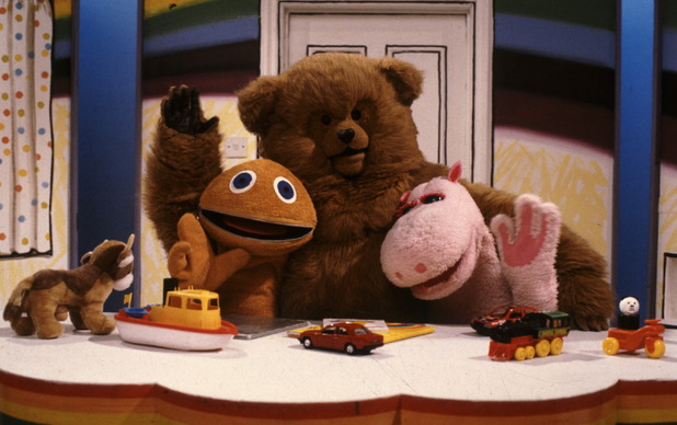  - uktv-bungle-zippy-george