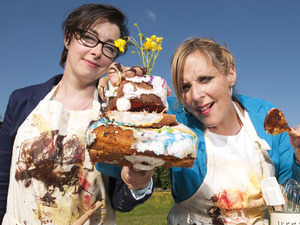 Great British Bake Off judges Sue Perkins & Mel Giedroyc